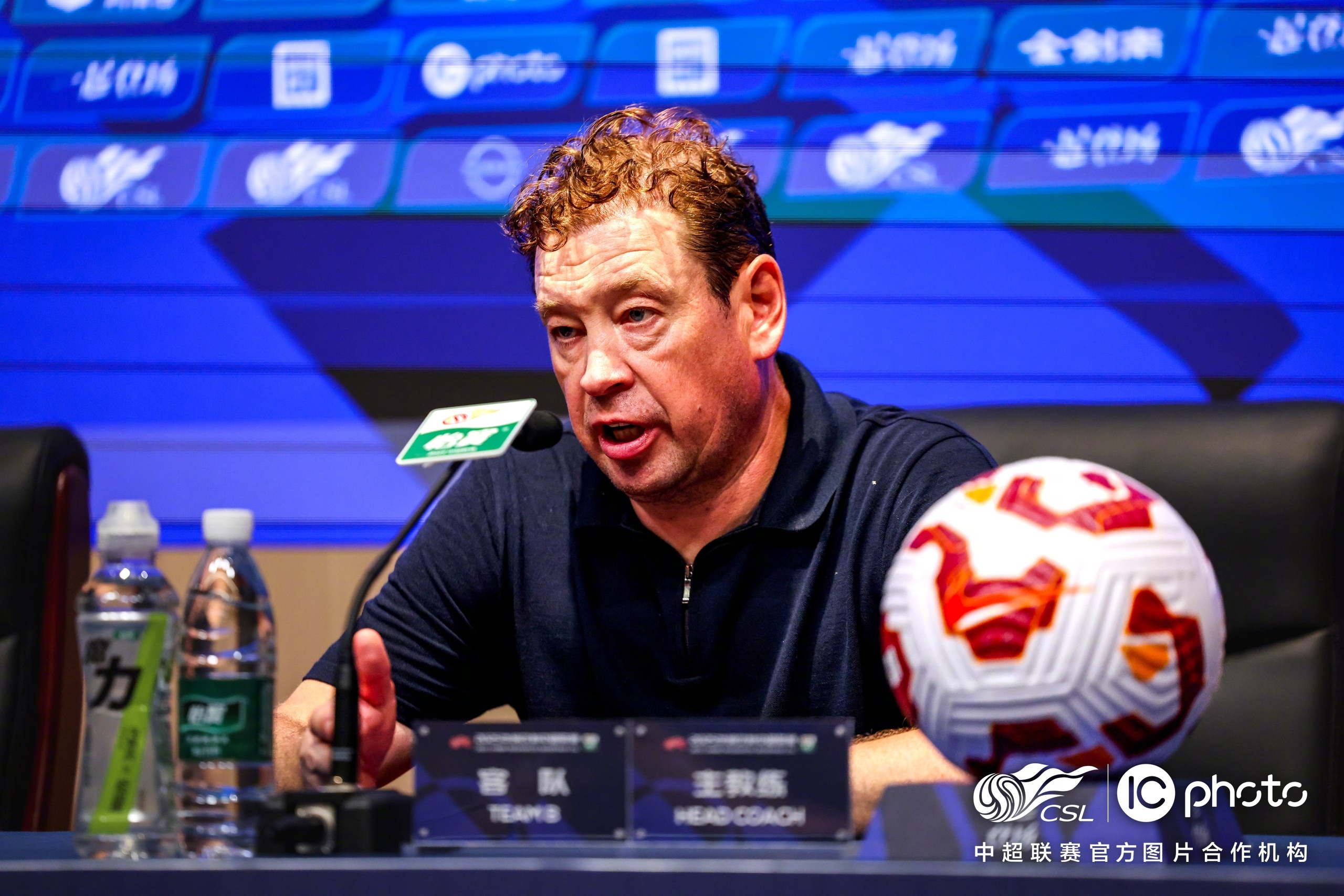 爱游戏入口 -今晚德国杯传出新动向，新疆广汇主帅复盘，管理层表态：气氛紧张，资深球员宣示担当 