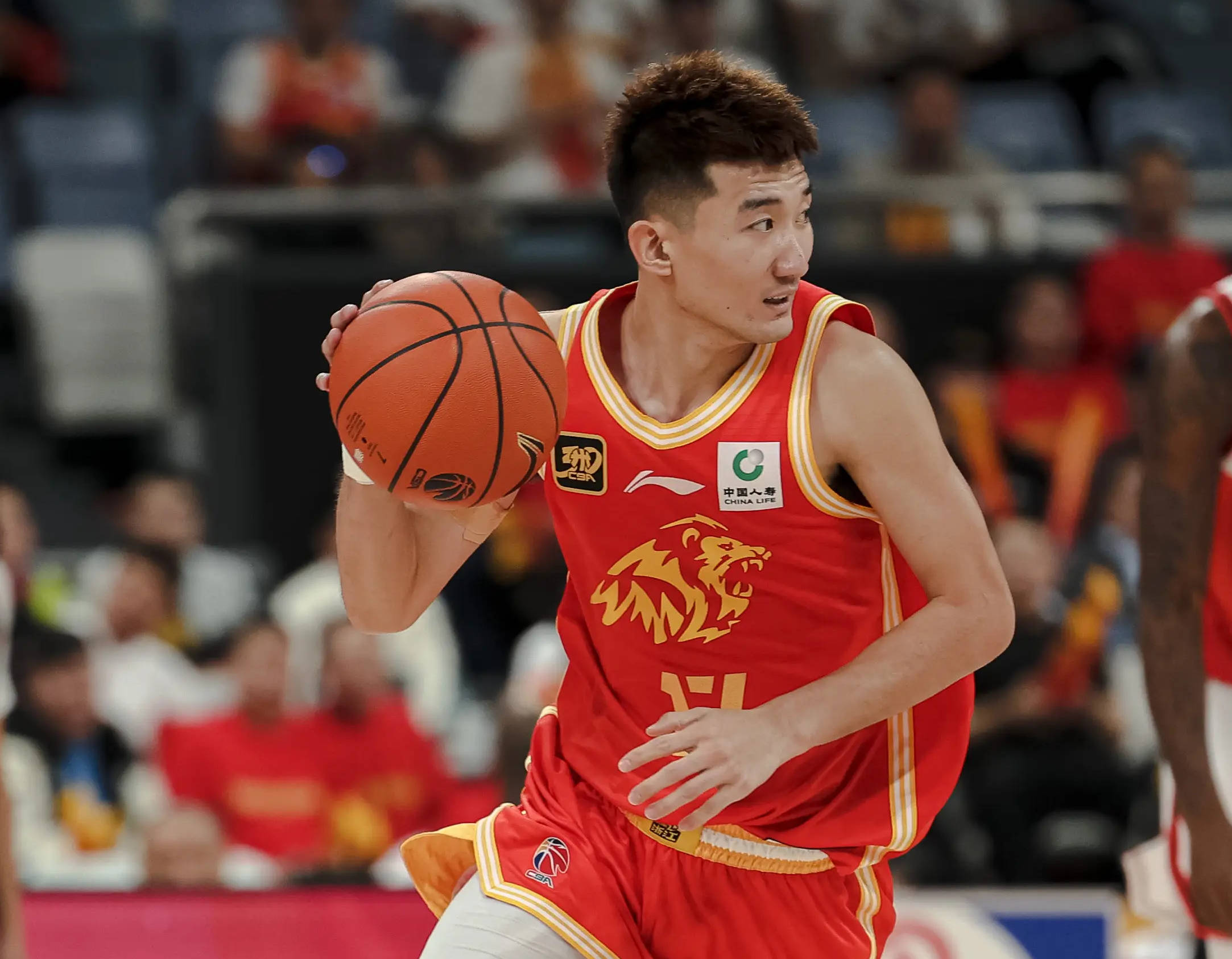 爱游戏体育下载 -包含关键时刻广厦男篮备战意大利杯；队长鼓劲细节曝光；赛场秩序良好；训练强度明显提升的词条