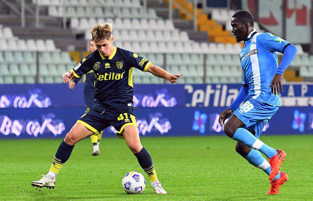 爱游戏官网 -凯瑟琳泽塔琼斯激荡