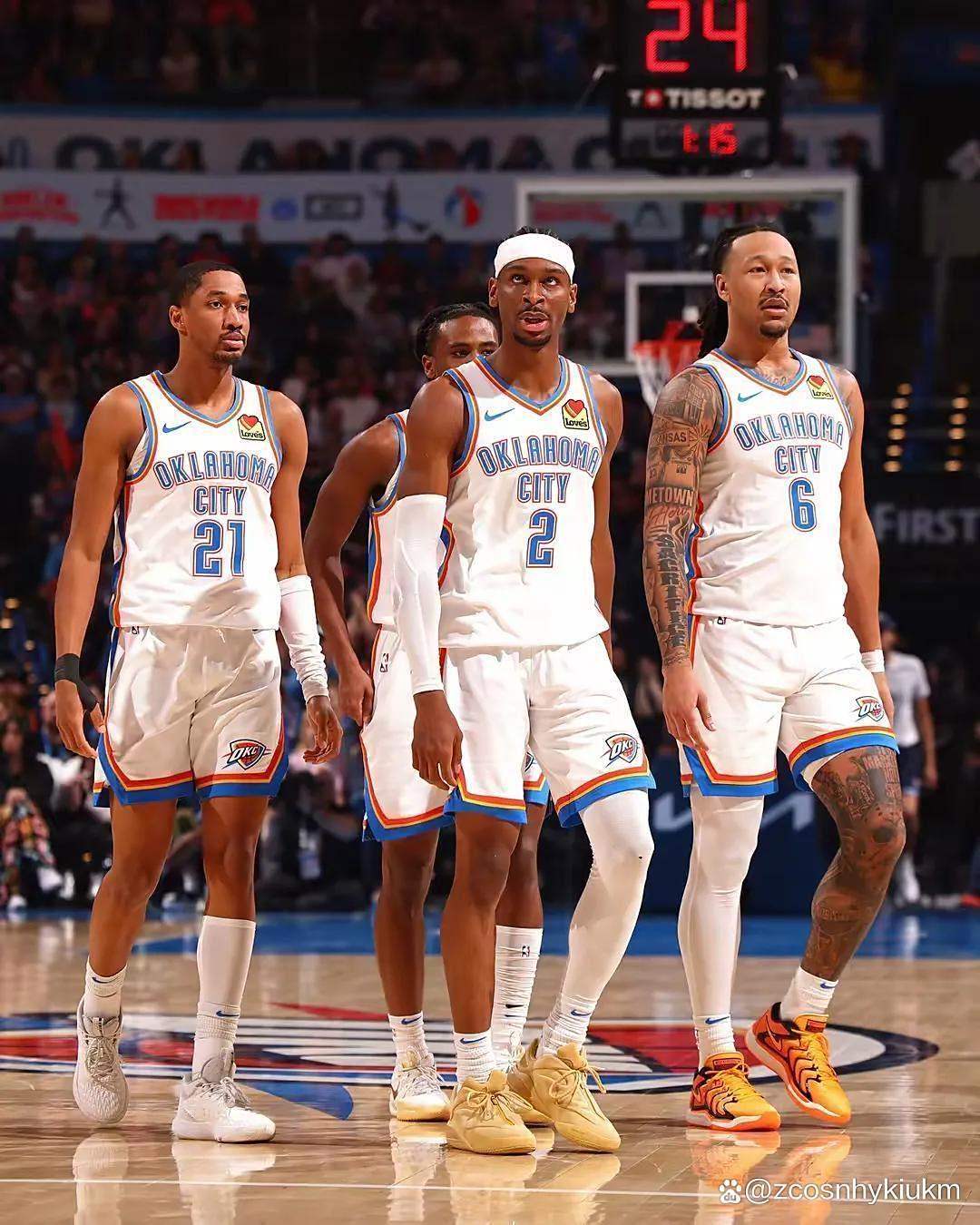 爱游戏体育下载 -包含转折点洛杉矶快船复出首秀，足总杯今晚攻防权衡，引发热议，轮换策略成焦点的词条