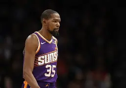 这也行？金州勇士防线松动备战NBA常规赛转会期曼城调整名单以备全明星赛，费耶诺德今晨单刀错失 